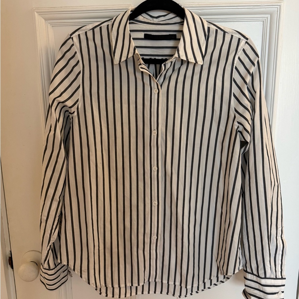 Jenni Kayne Classic Cotton Striped Button Down. Size Small.